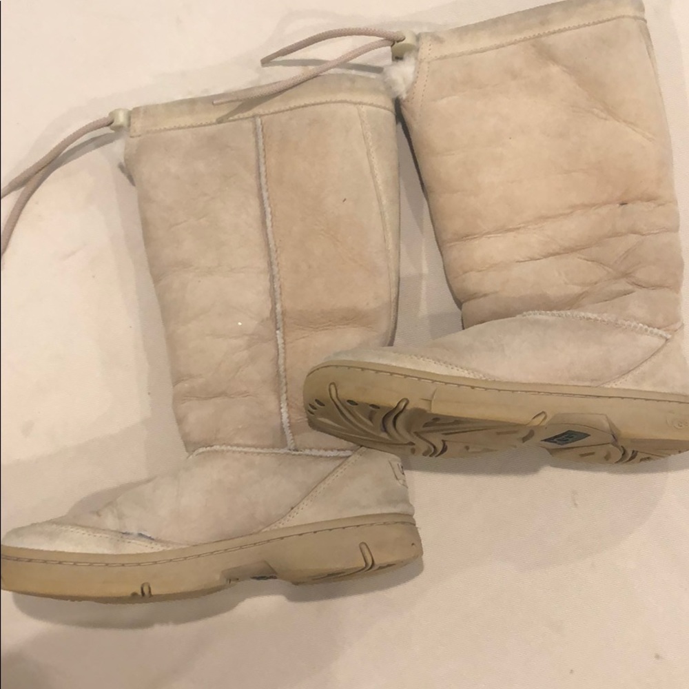 Pull On Uggs - image 2